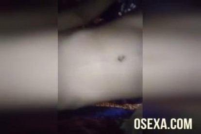 Узбечка уже не знает как жить без секса и отправляет мужу видео